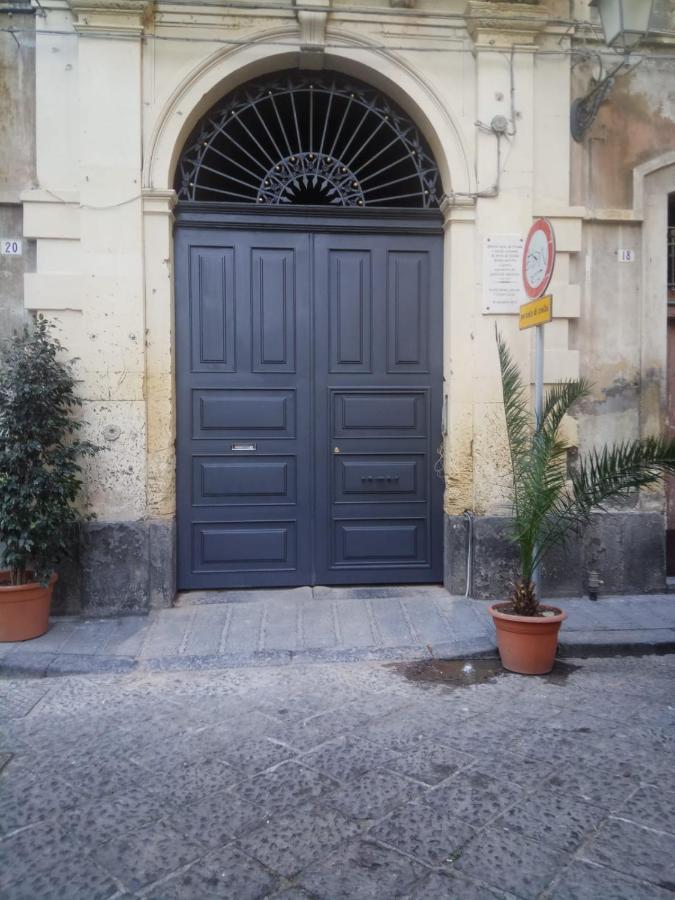 Casa Giuseppe Bed & Breakfast Catania Exterior foto